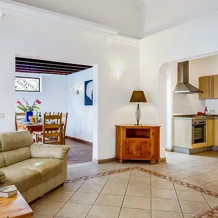 Playa Blanca Sleeps 8 Pool Wifi T334218 * Playa Blanca (Lanzarote)